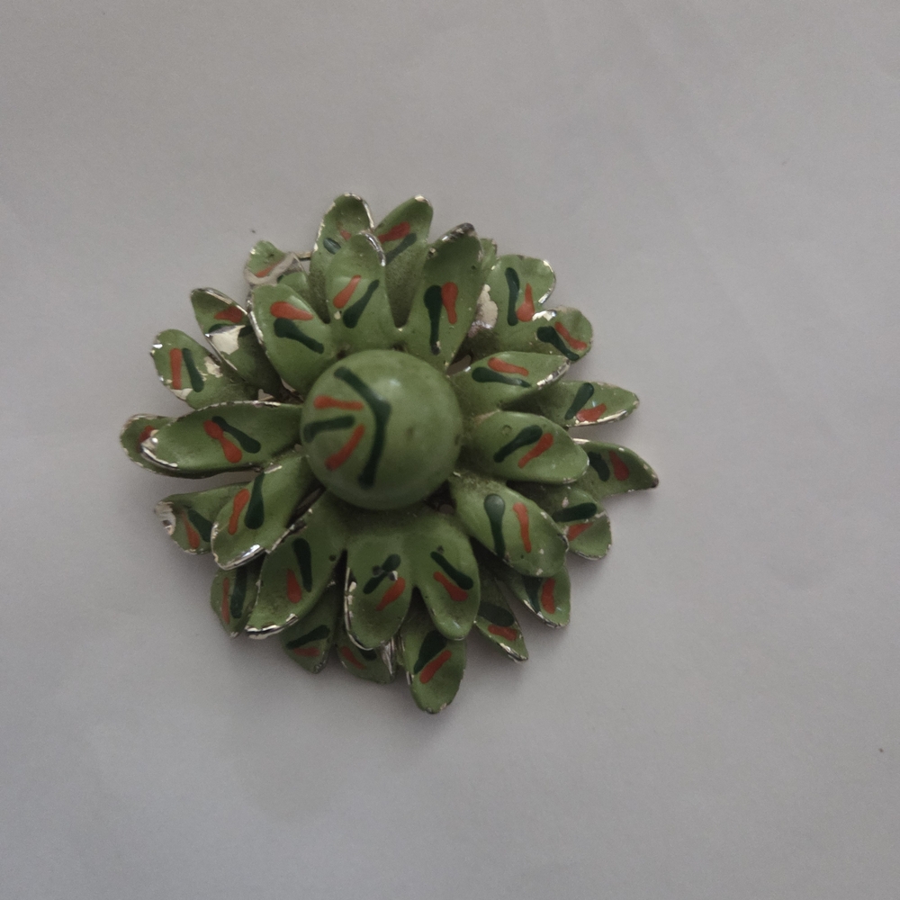 Vintage Green Floral Brooch